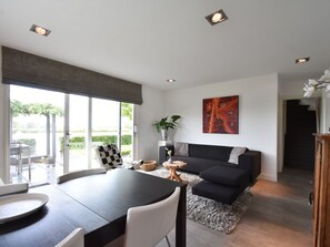 Dining - Splendid Holiday Home in Nigtevecht near Sea & Town Center (Nigtevecht)
