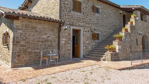 Exterior - Charming Holiday Home in Gubbio With Relaxation Area (Gubbio)
