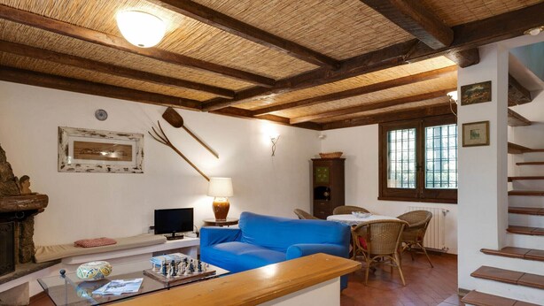 Living room - Welcoming Holiday Home in Pedara With Private Swimming Pool (Trecastagni)
