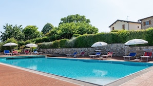 Unclassified image, 2 of 24, button - Pretty Holiday Home in Gubbio With Garden (Gubbio)