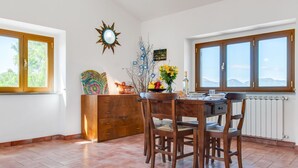 Unclassified image, 5 of 24, button - Pretty Holiday Home in Gubbio With Garden (Gubbio)