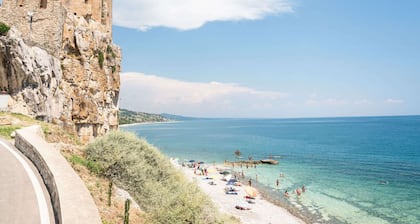 Holiday Home in Roseto Near Majestic Castle