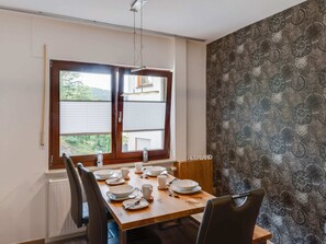 Apartment | Dining - Countryside Apartment in Medebach near Town Center (Medebach)