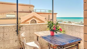 Unclassified image, 2 of 32, button - Elegant Holiday Home in Lido di Ostia near Sea Beach (Rome)