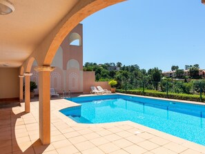 Pool - Sea-view Apartment in Théoule-sur-mer With Swimming Pool (Theoule-sur-Mer)