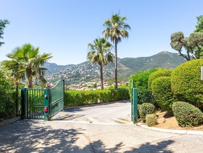 Reception - Sea-view Apartment in Théoule-sur-mer With Swimming Pool (Theoule-sur-Mer)