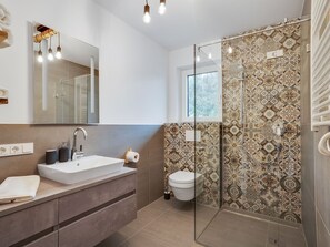 Shower, towels - Cozy Apartment in Hopfgarten With Terrace and Garden (Hopfgarten im Brixental)