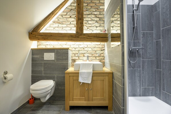 Maison | Salle de bain | Serviettes fournies