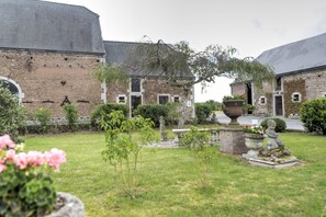 House | Garden