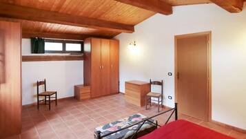 Villa | 8 bedrooms, individually furnished