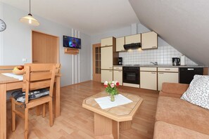 Unclassified image, 3 of 22, button - Ferienwohnung Deichwind - Ferienhof Heinen in Elisabethgroden (Wangerland)