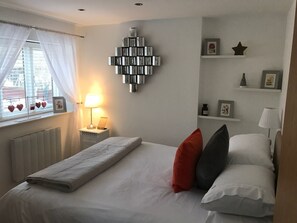 2 Schlafzimmer, Bügeleisen/Bügelbrett, WLAN, Bettwäsche