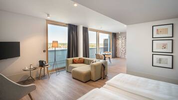 1 室のベッドルーム、セーフティボックス (室内)、デスク、WiFi