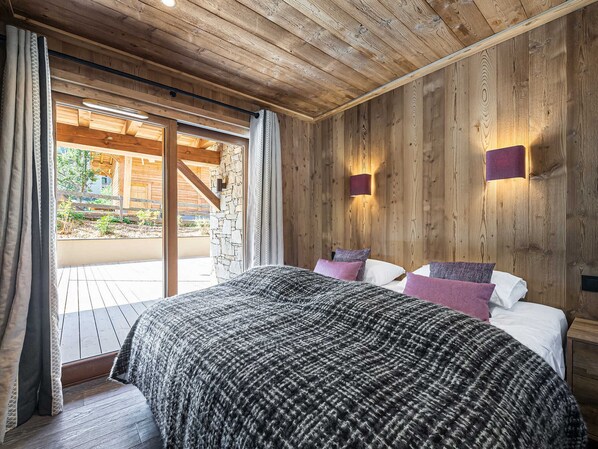 4 bedrooms, free WiFi