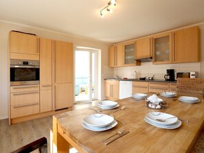 Køleskab, mikrobølgeovn, ovn, opvaskemaskine