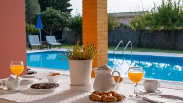 Piscina all'aperto
