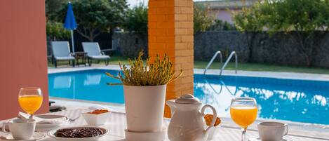 Alberca al aire libre