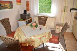 Imagen sin descripción, 3 de 17, botón