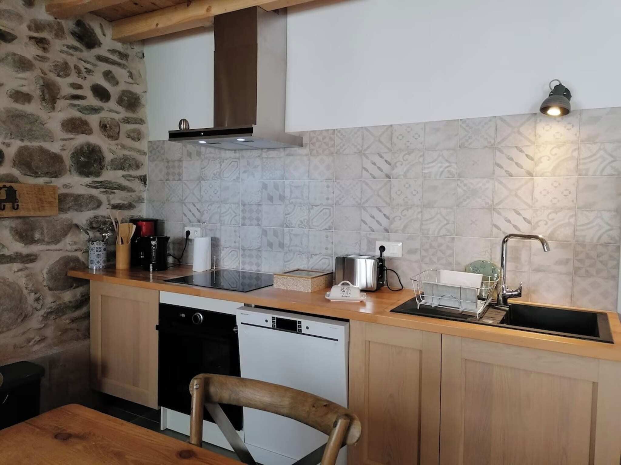 Microwave, oven, coffee/tea maker, toaster