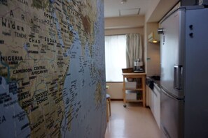 下北沢の認可された快適な住居 | リビング エリア | 薄型テレビ、DVD プレーヤー