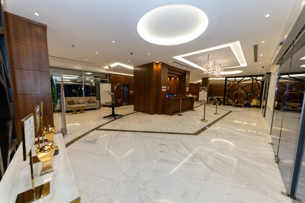 Quầy tiếp tân