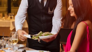 レストラン