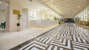 フロント