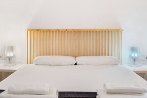 1 chambre, fer et planche à repasser, Wi-Fi gratuit, draps fournis