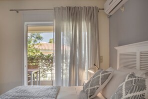 2 chambres, fer et planche à repasser, Wi-Fi gratuit, draps fournis