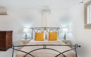 3 dormitorios, tabla de planchar con plancha, wifi gratis y ropa de cama
