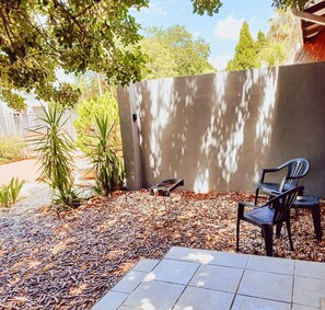 Terrace/patio - Ambiente Budget Accommodation (Upington)