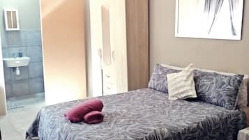 Family Quadruple Room, 1 Bedroom | Free WiFi