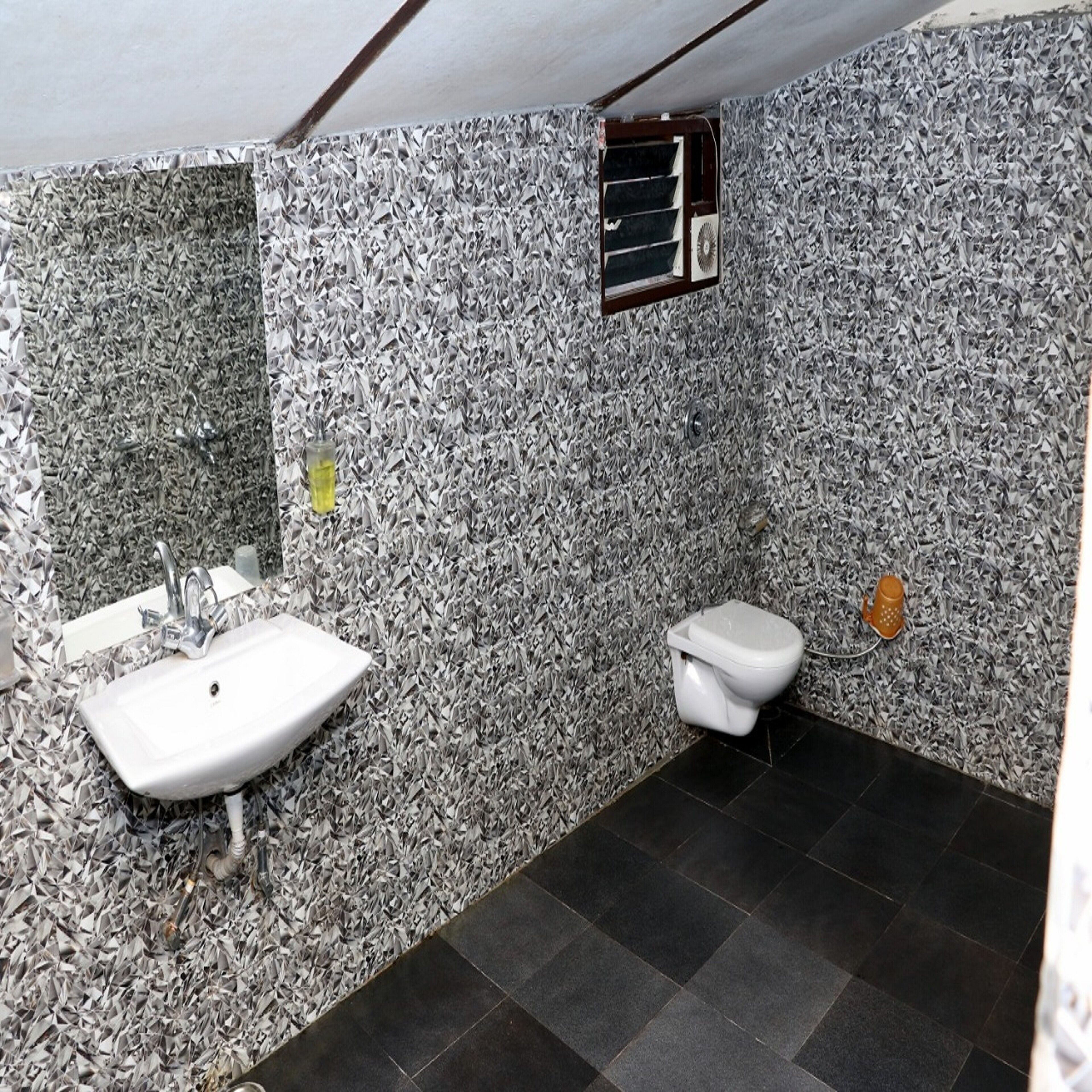 家庭客房 | 浴室洗手台