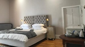 WiFi (free), bed sheets - Beckhuis (Worcester)