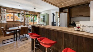 Unclassified image, 3 of 15, button - Lovely apartment in Courchevel Le Praz, close to slopes, with parking and wifi (Courchevel)