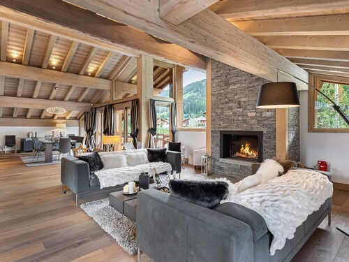 Luxury chalet with pool and spa in Courchevel
