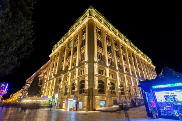 Front of property - Center Hotel Baku (Baku)