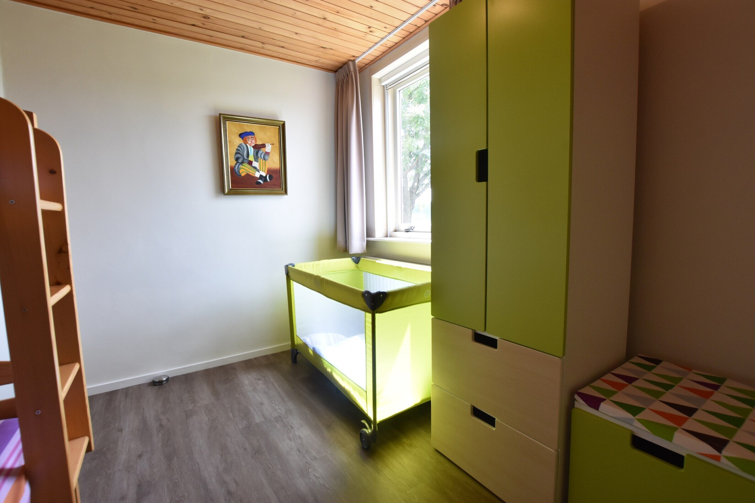 House | 4 bilik tidur, cadar katil 