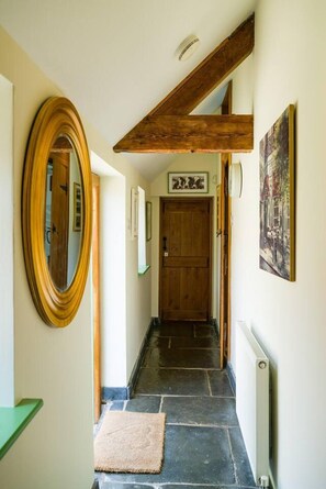Apartment | Interior - Idyllic Country Suite (Southam)
