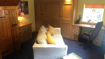 Apartment | 1 bedroom, free WiFi, bed sheets