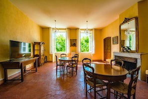 Café da manhã continental grátis todos os dias