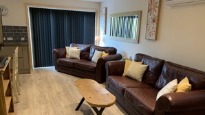 Living area - WoodView lodge With Hottub (dumfries and galloway,)
