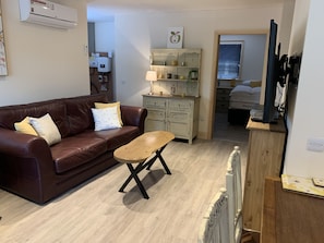 Interior - WoodView lodge With Hottub (dumfries and galloway,)