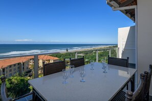 Two Bedroom Apartment | Terrace/patio