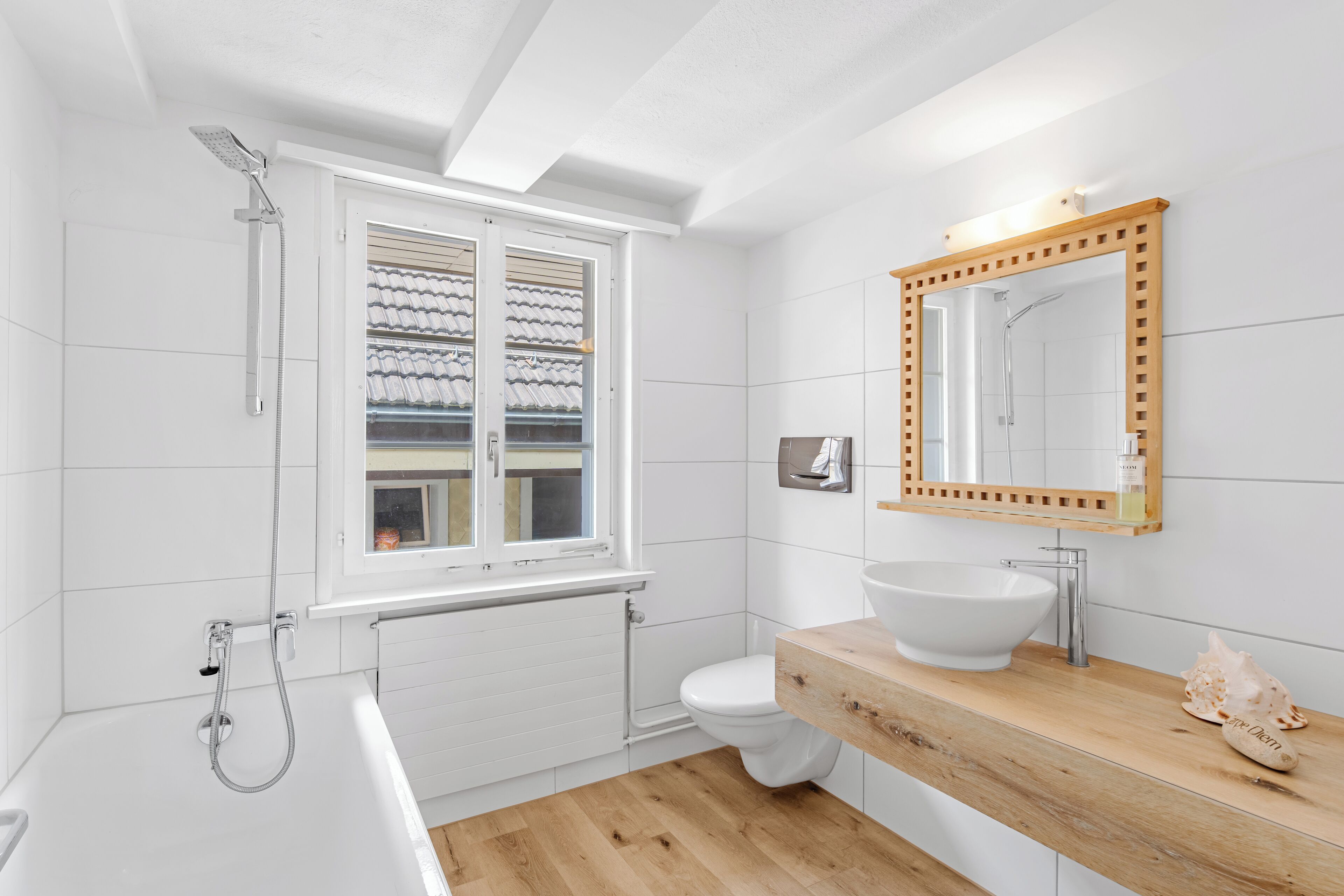 標準開放式套房 | 浴室 | 淋浴設備、吹風機、毛巾