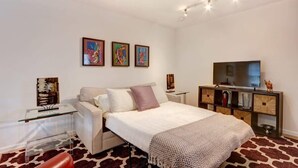 1 bedroom, iron/ironing board, WiFi, bed sheets