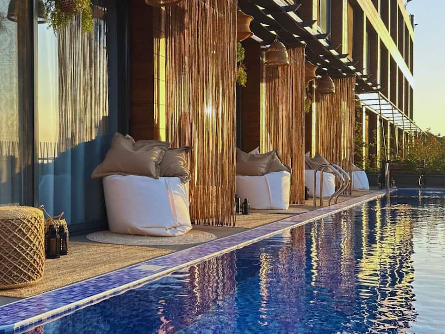 Pool-Side Room | Terrasse/Patio