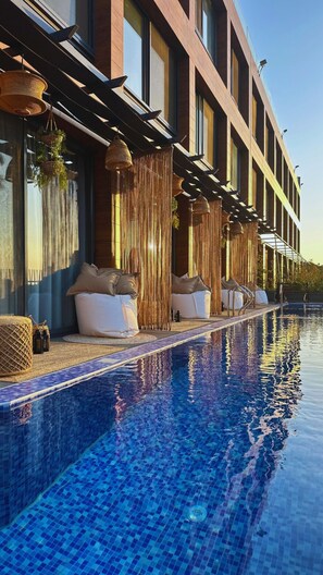 Pool-Side Room | Terrasse/patio