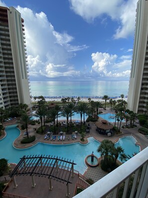 Piscina interna, piscina externa