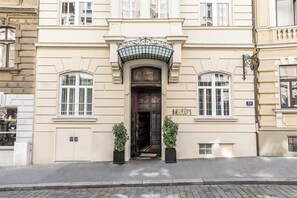 Fachada de la propiedad